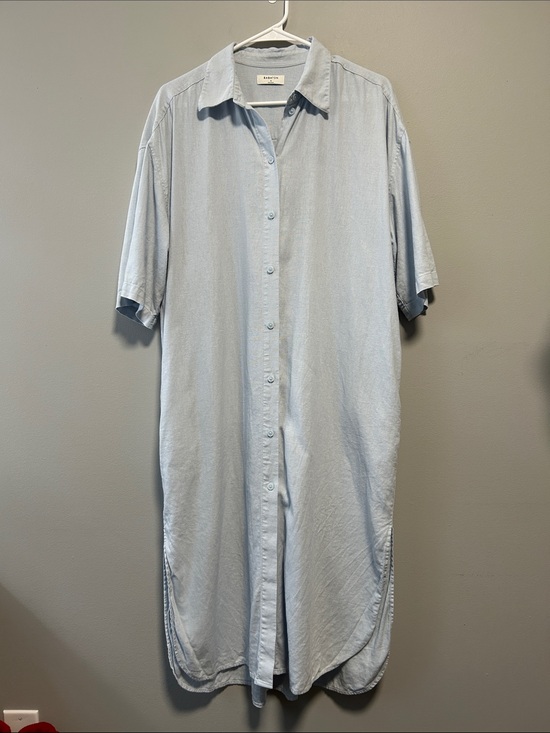 Aritzia Dresses & Skirts - ARITZIA Babaton Linen Blend Shirt Midi Dress